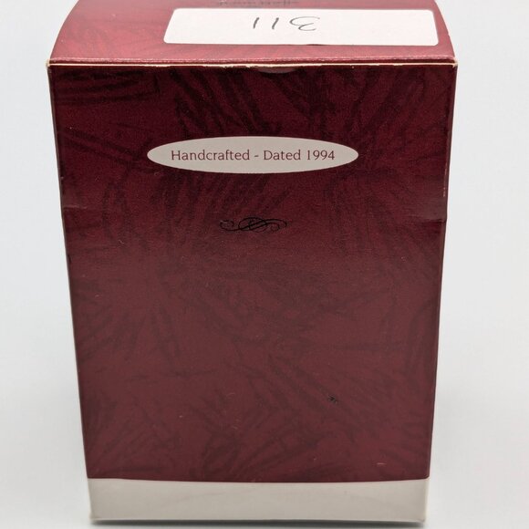 Hallmark Keepsake Mom and Dad 1994, Vintage Christmas Ornament - Picture 9 of 11